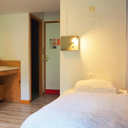 Albergue Hi *