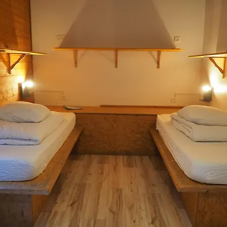 Hostel Hi *